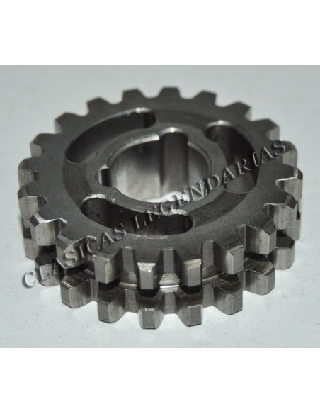 Piñón cuarta eje secundario 20D Cota 247 Ref.2164048