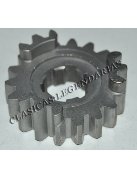 Pinón cuarta eje secundario de 18 D cota 348 Ref 516405001