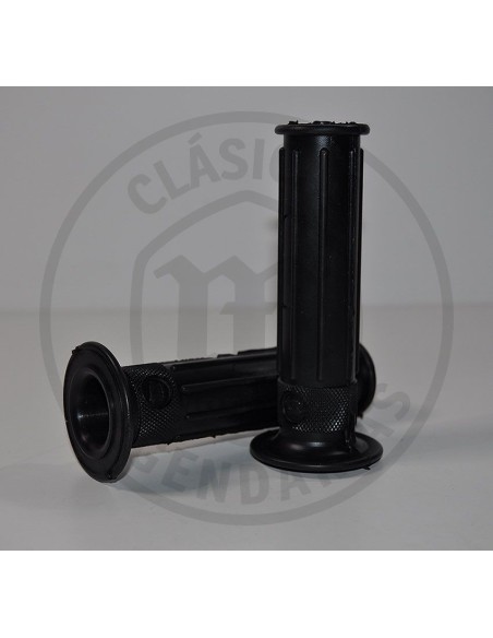 Punys Bultaco en acabat negre amb logo i relleu